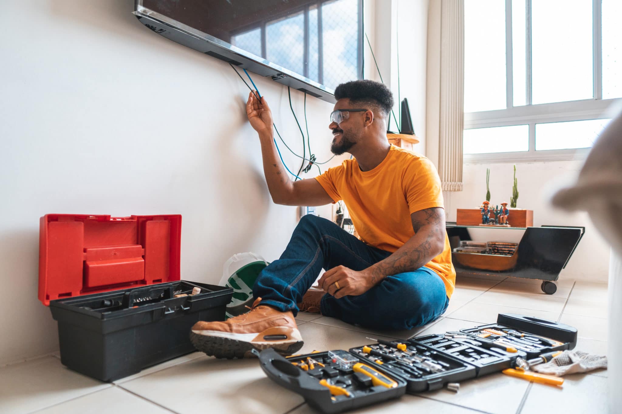 How to Mount a TV on the Wall