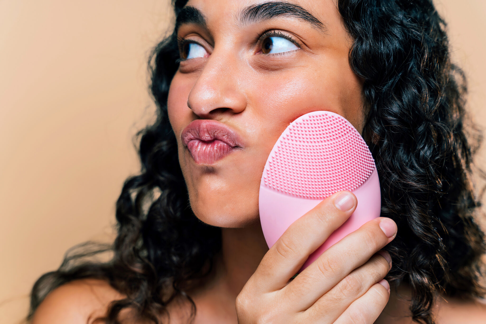 Skincare Tech: Best Tools for Home